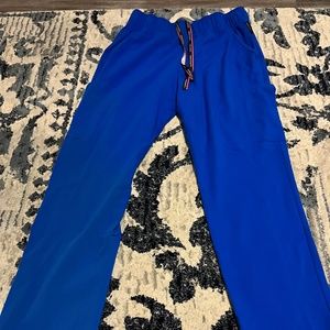 Vince Camuto Straight Leg Scrubs (MP) Royal Blue